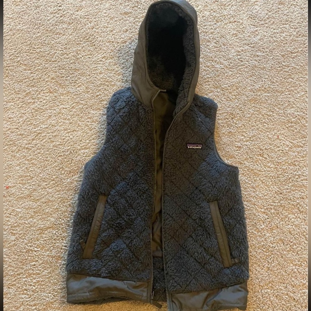 Patagonia Los Gatos hooded reversible vest size small